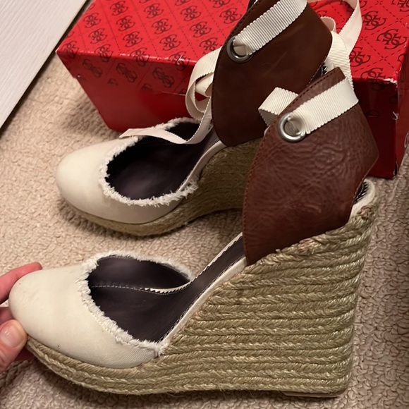 Guess platform tie up espadrille heels round toe - Picture 3 of 5